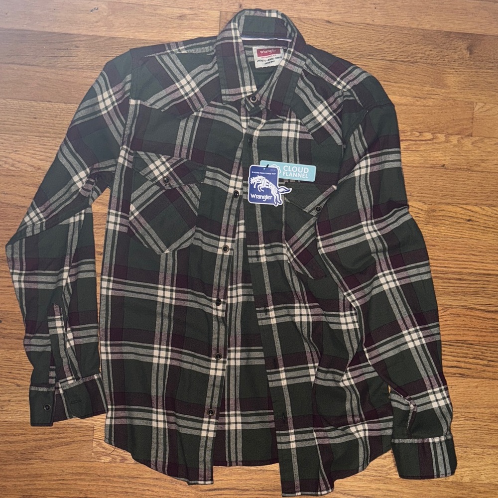Wrangler Flannel Green, White and Maroon Button Down Shirt